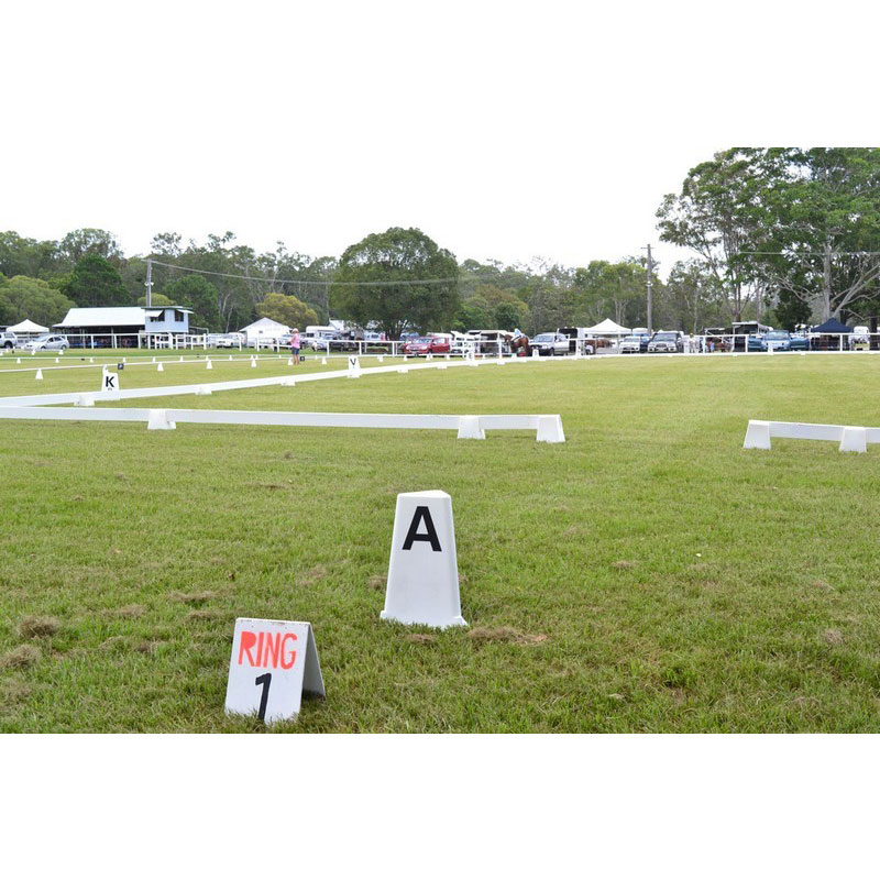 Plots de dressage - Lettres adhésives